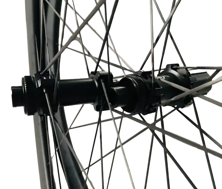 Set ruote gravel Bola EXT 35G in carbonio – 35mm ultraleggere, raggi in carbonio