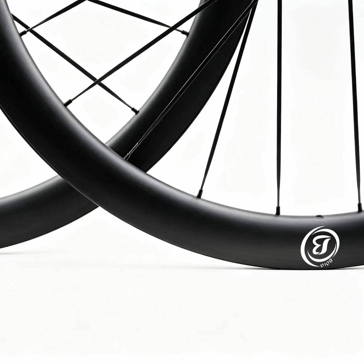Bola EXT 40R 700C Carbon Disc Wheelset – 40mm, Aero Carbon Spokes, 1170g, Ceramic Hub Carbon Fiber Sporting Goods