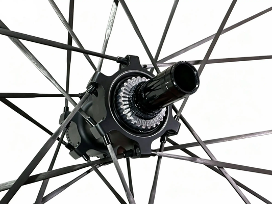 Bola SL 40R Carbon Disc Wheelset 700C – 40mm Deep, 28/30mm Wide, DT Swiss 350s Hub, 1320g Carbon Fiber Sporting Goods