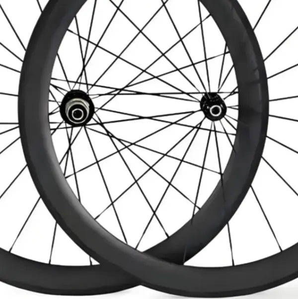 700C Carbon Road Wheelset 50mm Tubeless Rim Brake, 25mm wide, lightweight design, showcasing two wheels with black spokes.
