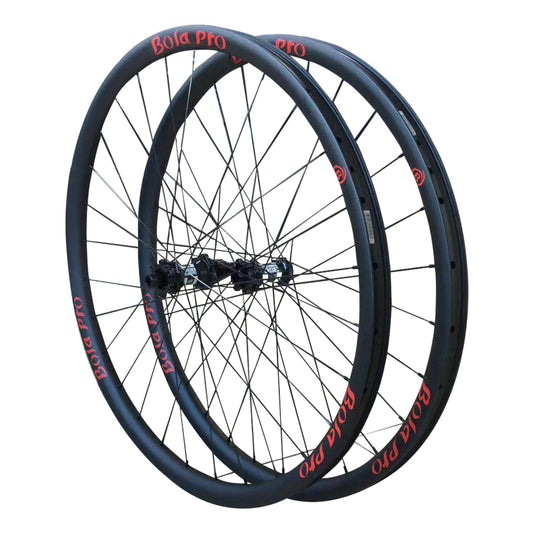 DT350 hub closeup on 29er MTB carbon wheelset, Sapim CX-Ray spokes with 30mm inner width rim