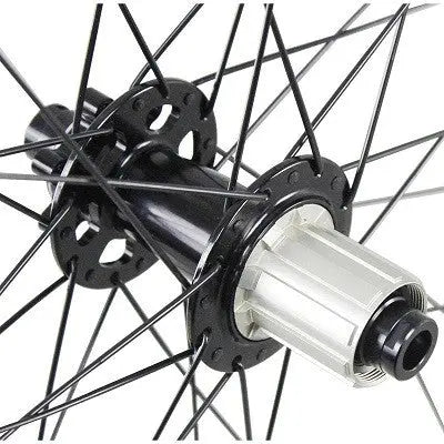 Powerway M81 hub assembly featured in 29er carbon MTB wheelset with enduro-grade bearings