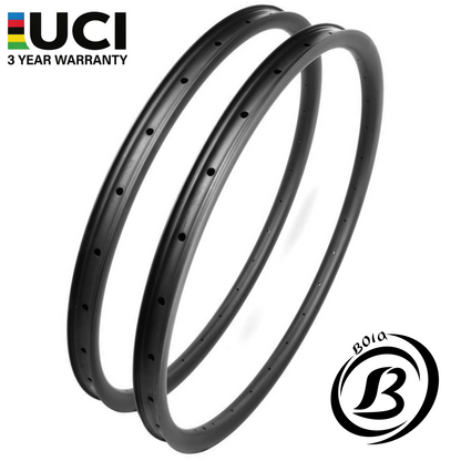29er Carbon MTB Rim set with 29mm inner width, lightweight at 360g, featuring a sleek black design and multiple spoke holes.